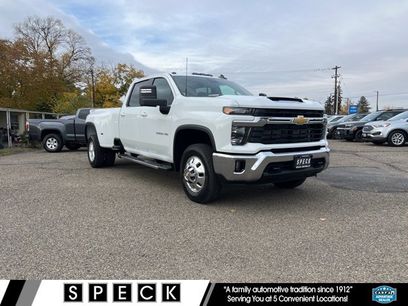 New 2026 Chevrolet Silverado 3500 LT