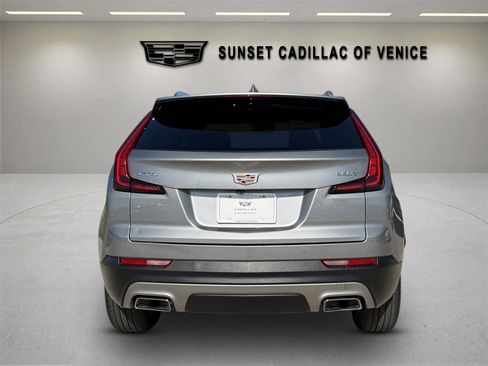 Certified 2023 Cadillac XT4 Premium Luxury image 4