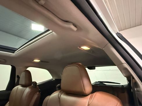 Used 2019 Subaru Ascent Touring w/ Popular Package #3 AWD/4WD image 50
