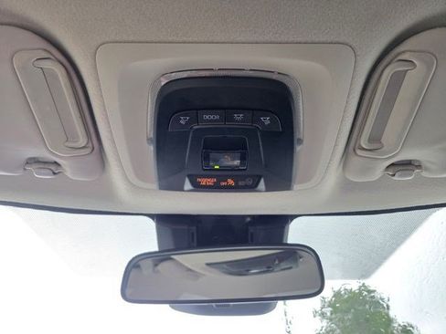 Used 2023 Toyota Corolla LE FWD image 33