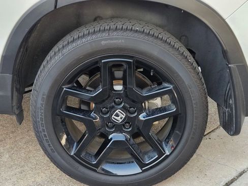 Used 2025 Honda Passport Black Edition image 26