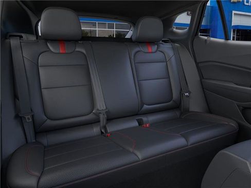 New 2026 Chevrolet Trax RS w/ Sunroof Package image 17