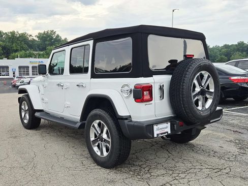Used 2021 Jeep Wrangler Unlimited Sahara AWD/4WD image 5