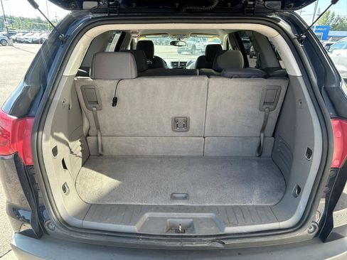 Used 2009 Chevrolet Traverse LS FWD image 17