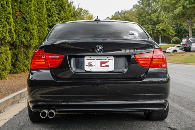 Used 2010 BMW 328i Sedan RWD image 12
