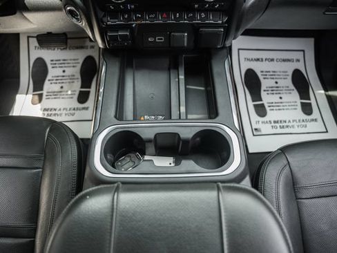 Used 2023 GMC Sierra 3500 Denali AWD/4WD image 39