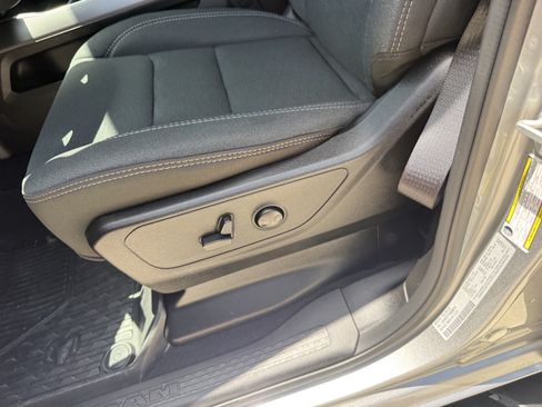 Used 2025 RAM 1500 Lone Star RWD image 27
