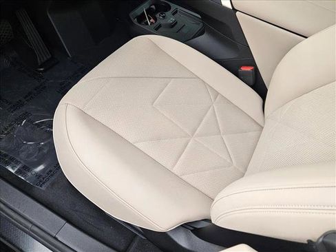 New 2026 BMW iX xDrive60 image 4