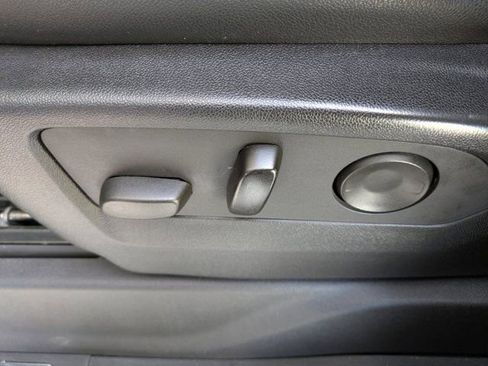 Used 2022 GMC Sierra 1500 AT4 w/ AT4 Premium Package image 22