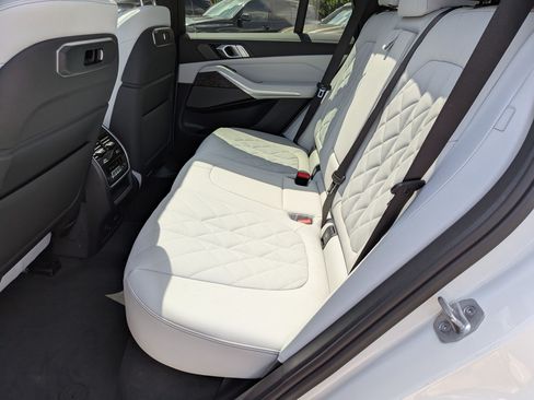 New 2026 BMW X5 xDrive40i w/ Climate Comfort Package AWD/4WD image 30
