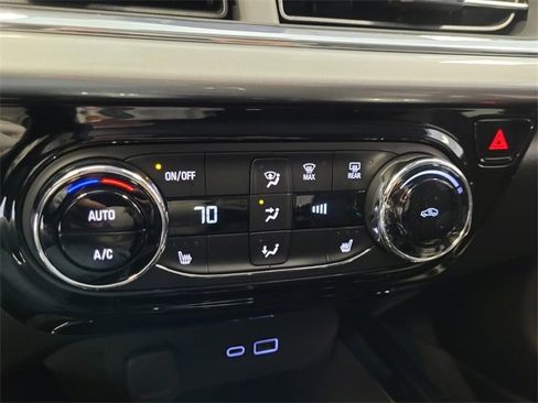 New 2026 Chevrolet Trax LT w/ Driver Confidence Package image 18