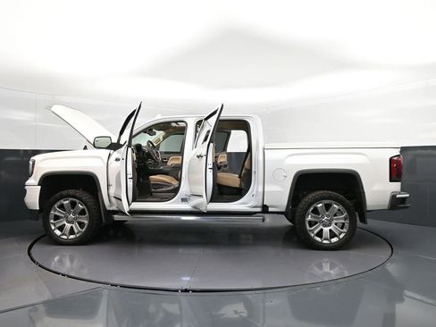 Used 2018 GMC Sierra 1500 Denali w/ Denali Ultimate Package image 49