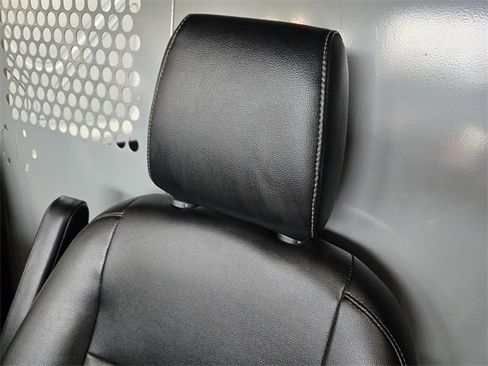 Used 2022 Ford Transit 250 148 High Roof AWD image 25