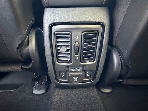 Used 2024 Dodge Durango GT image 31