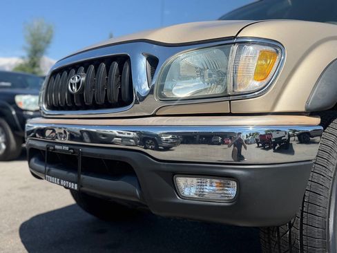 Used 2004 Toyota Tacoma PreRunner RWD image 30