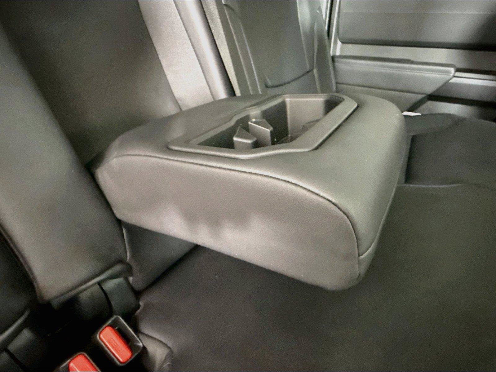 Used 2023 Toyota Tundra Platinum AWD/4WD image 40