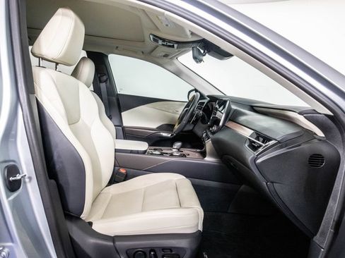 Used 2024 Lexus RX 350 FWD w/ Convenience Package image 11