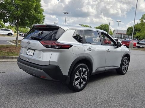 Used 2023 Nissan Rogue SV FWD image 6