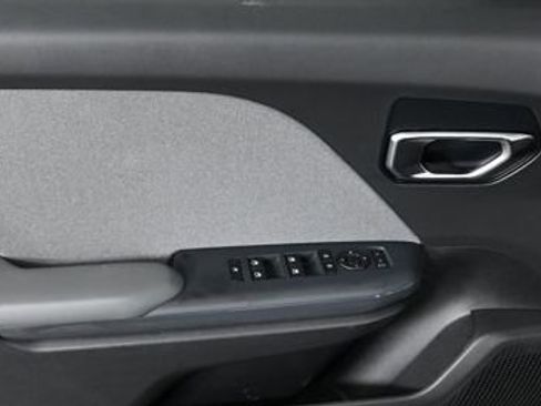 New 2025 Kia K4 EX image 17