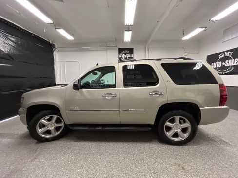 Used 2013 Chevrolet Tahoe LTZ image 7