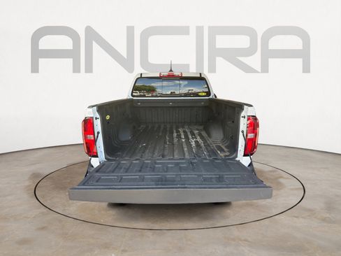 Used 2021 Chevrolet Colorado LT w/ LT Convenience Package RWD image 12