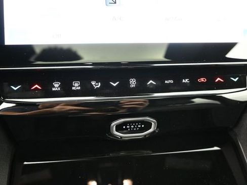 New 2026 Jeep Grand Cherokee L 4WD image 35