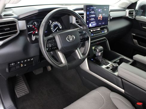 Used 2023 Toyota Tundra Limited AWD/4WD image 14