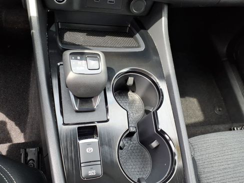 Used 2023 Nissan Rogue SV AWD/4WD image 19