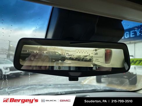 Used 2019 Cadillac Escalade Luxury image 42