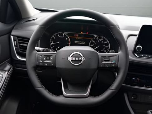 New 2026 Nissan Rogue SV w/ Cold Weather Package AWD/4WD image 10