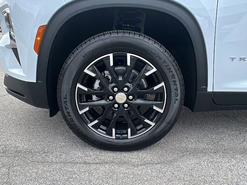 New 2026 Chevrolet Traverse LT w/ Sun and Wheel Package image 9