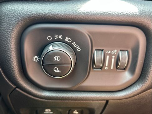 New 2026 RAM 1500 Big Horn AWD/4WD image 25