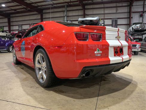 Used 2010 Chevrolet Camaro SS w/ Interior Accent Trim Package image 6