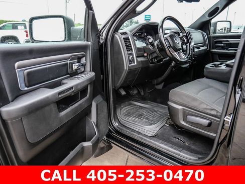 Used 2022 RAM 1500 Warlock AWD/4WD image 40
