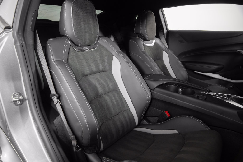 Used 2024 Chevrolet Camaro SS RWD image 12