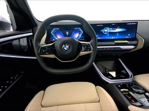 Certified 2025 BMW X3 xDrive30i w/ Convenience Package image 4