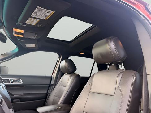 Used 2014 Ford Explorer Limited w/ Equipment Group 302A image 15