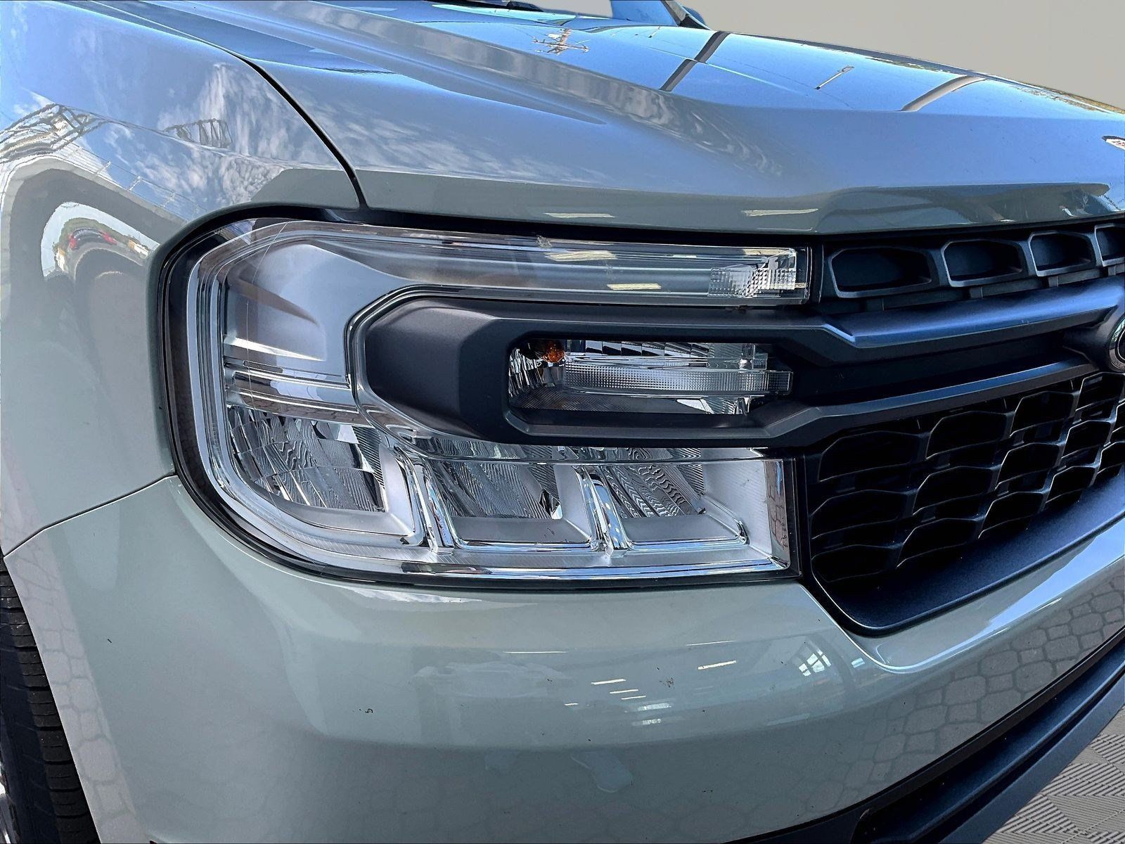 Used 2023 Ford Maverick XLT FWD image 32