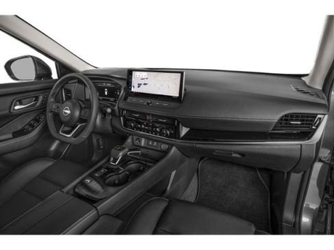 Used 2025 Nissan Rogue SL w/ Tech Package FWD image 18