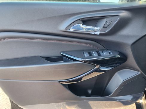 New 2026 Chevrolet Trax RS w/ Sunroof Package image 23