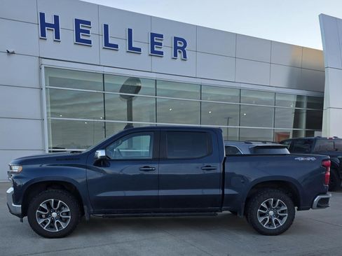 Used 2020 Chevrolet Silverado 1500 LT w/ All-Star Edition image 3