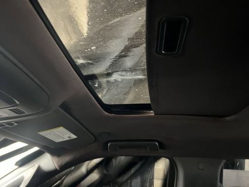 Used 2022 GMC Yukon SLE w/ Gmc Pro Safety Plus Package image 9