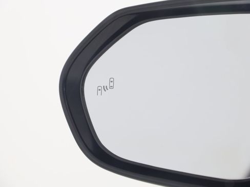 Used 2021 Toyota Camry SE image 24