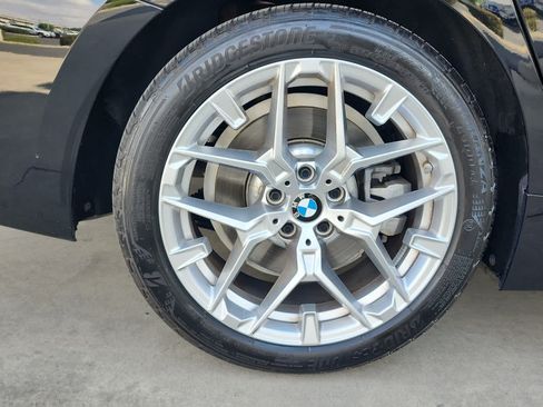 Used 2025 BMW 330i Sedan w/ Convenience Package RWD image 9