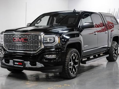 Used 2017 GMC Sierra 1500 Denali image 8