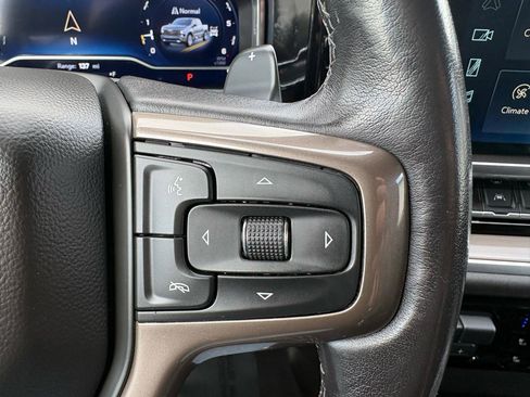 Used 2022 Chevrolet Silverado 1500 High Country w/ High Country Premium Package image 23