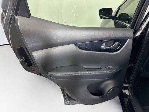 Used 2019 Nissan Rogue Sport SL w/ Premium Package image 27