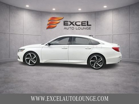 Used 2022 Honda Accord Sport image 3