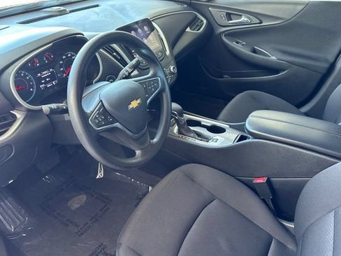 Used 2023 Chevrolet Malibu LT FWD image 10