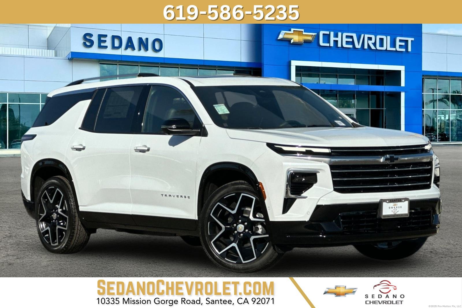 New 2026 Chevrolet Traverse High Country FWD image 1
